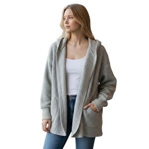 T PARTY L Soft Gray Grey Cozy Sherpa Teddy Jacket R $49
